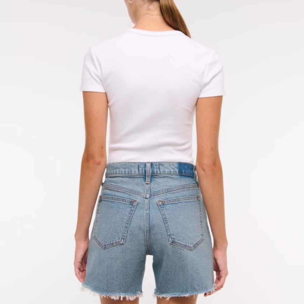 Abercrombie And Fitch High Rise Dad Short - Picture 3 of 6